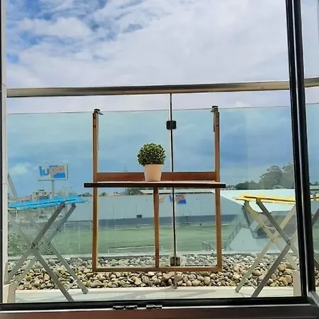 En Soto De La Marina. Wifi Y Piscina. Apartamento *