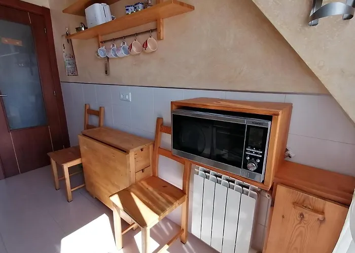 En Soto De La Marina. Wifi Y Piscina. Apartamento *