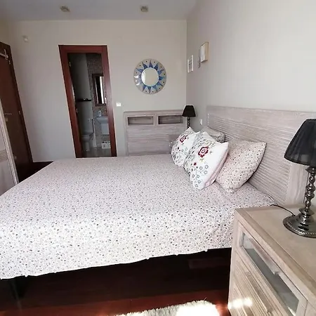 En Soto De La Marina. Wifi Y Piscina. Apartment *