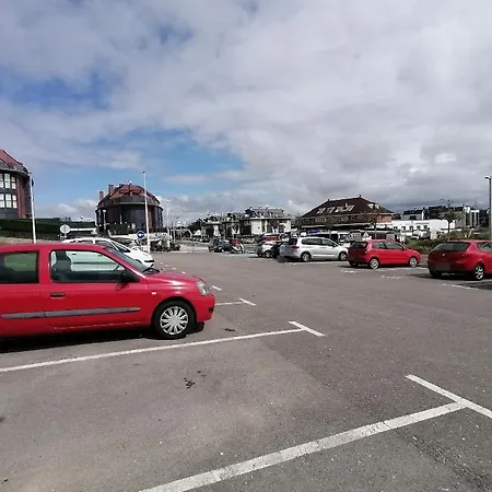 En Soto De La Marina. Wifi Y Piscina. Apartment *