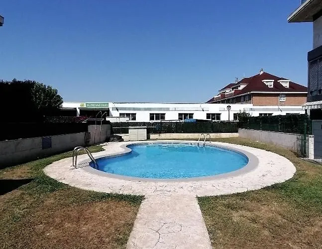 En Soto De La Marina. Wifi Y Piscina. Apartman *